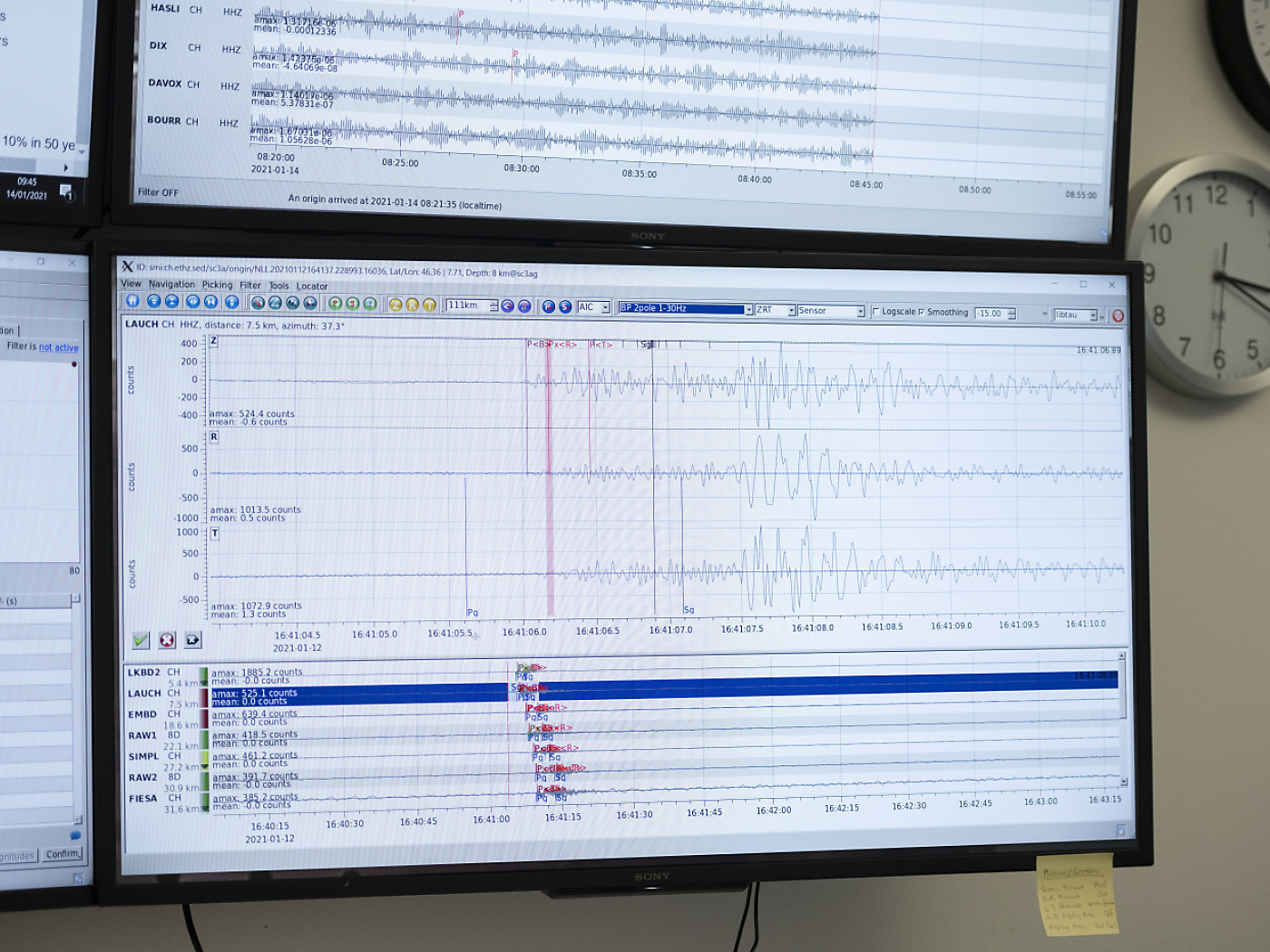 earthquake monitor