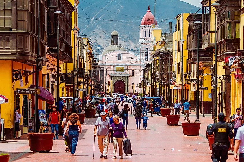 Daily image of passers-by strolling through the streets of Rimac, in the metropolitan area of Lima, Peru. 