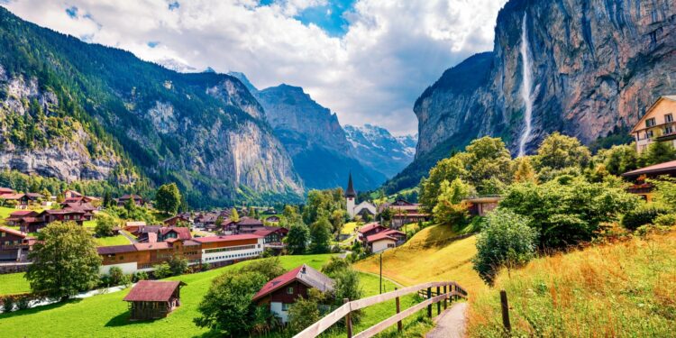 5 Reasons To Spend 72 Hours In Lauterbrunnen, Switzerland
