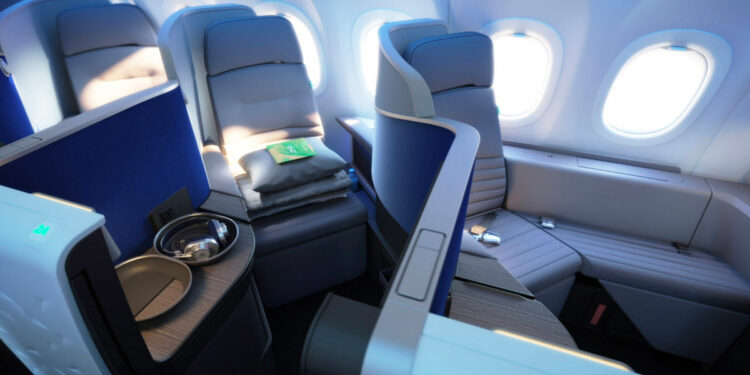 What it’s like to fly JetBlue to Europe: Travel Weekly