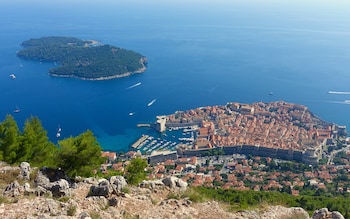 The view from Mount Srd