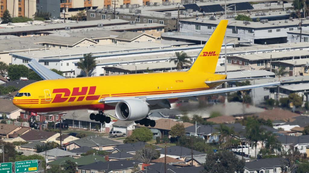 DHL Mulls Short-Haul Widebody Overnight Flights Within Europe For Fleet Renewal