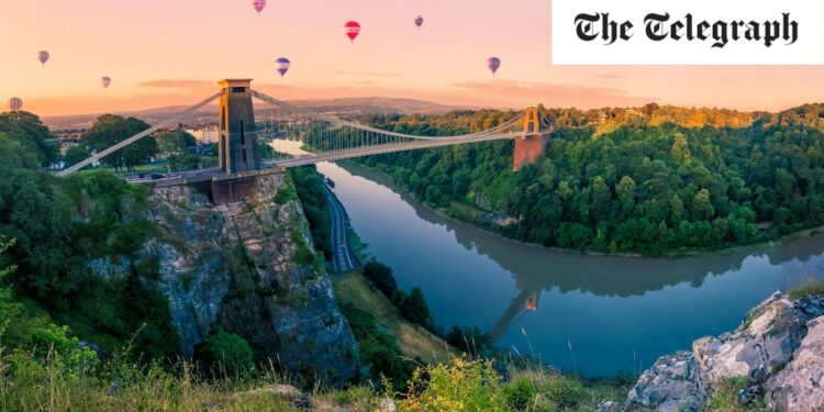 An expert travel guide to Bristol