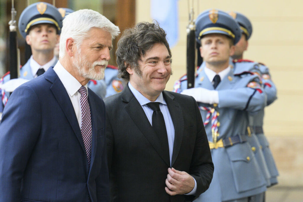 Argentina’s President Javier Milei meets Czech leaders to wrap up his trip to Europe