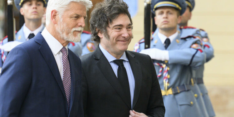 Argentina’s President Javier Milei meets Czech leaders to wrap up his trip to Europe