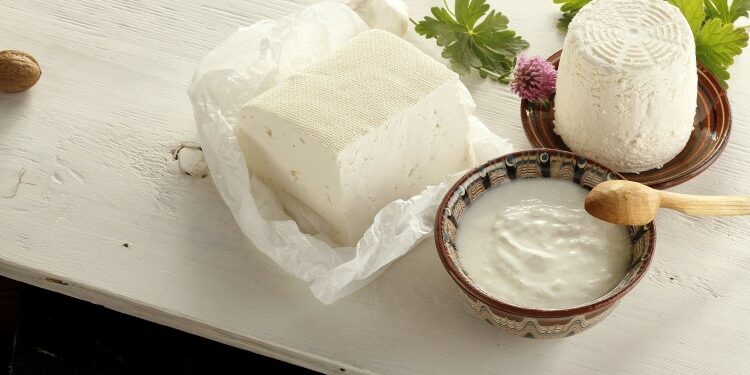 Bulgarian yogurt handed PDO status, white brine cheese – PGI