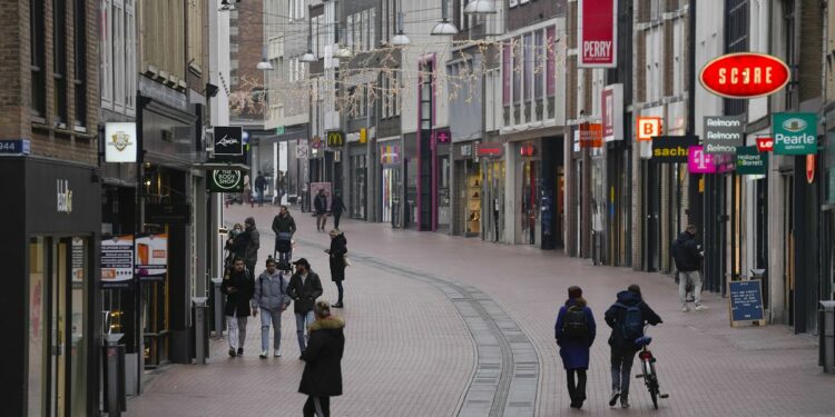 COVID in Europe: Netherlands to reopen shops, gyms, and hairdressers