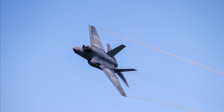 Czech Republic signs $6.5B deal with US to purchase 24 F-35 jets