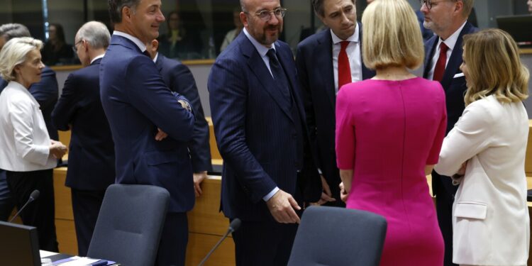EU leaders break off talks on top job nominees without result