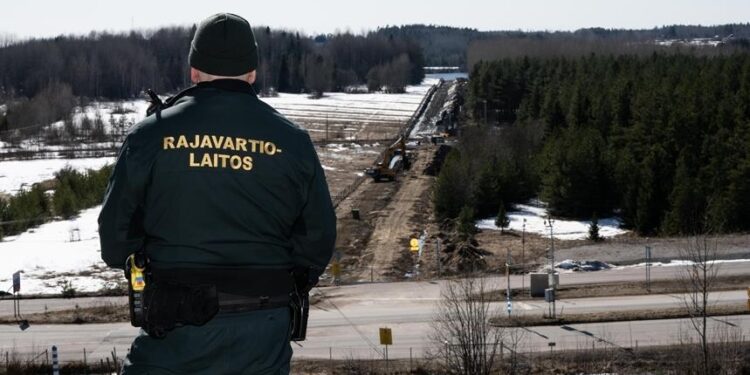 Finland’s border closure with Russia contrary to international law: Amnesty International