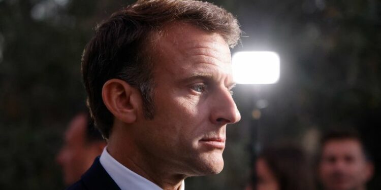 French voters head to polls in first round of parliamentary elections