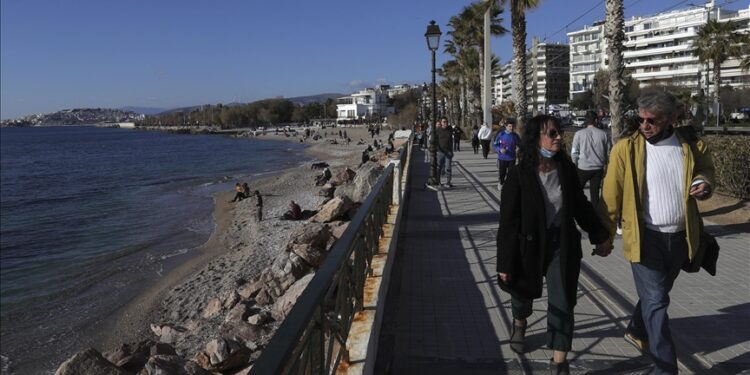 Greece felt its hottest winter on record