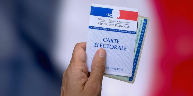 How are the French National Assembly elections held?