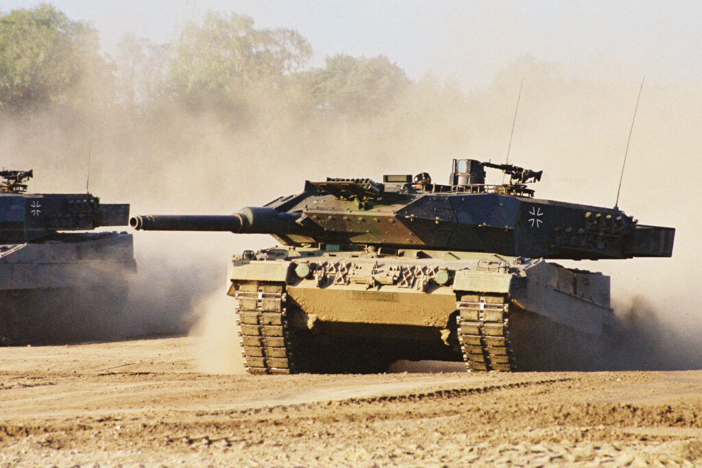 Lithuania Picks Leopard Over Abrams, Black Panther Tanks