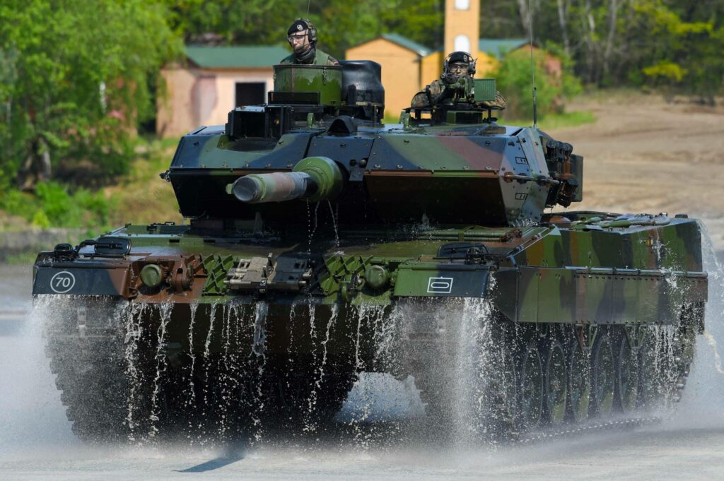 Norway Army Says Delivered Eight Tanks to Ukraine