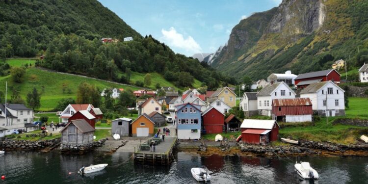 Norway’s fjord country wonders, in a Nutshell – Chicago Tribune