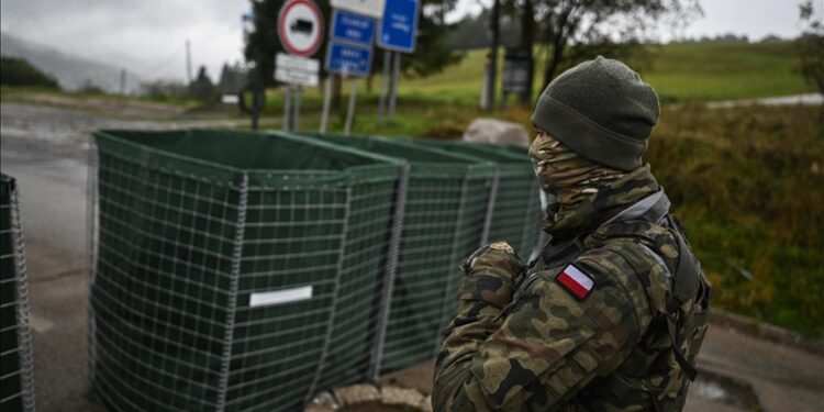 Poland calls on Belarus to extradite person who fatally stabbed Polish soldier