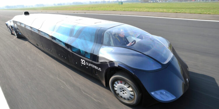 Superbus arrives for first viewing outside Europe - Lifestyle - Travel