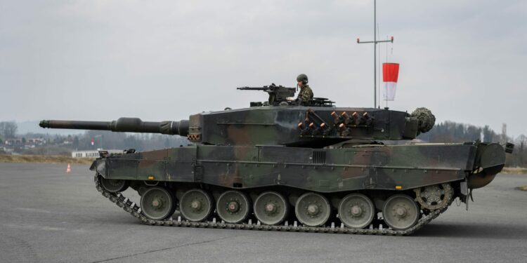 Leopard 2 tank