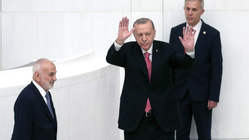 Turkey looks West as it tightens its sanctions enforcement – Euractiv