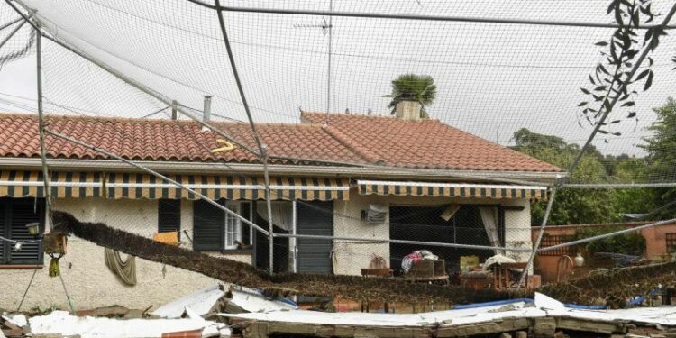 ‘Hard and hostile’ storm lashes Spain, leaving at least 2 dead