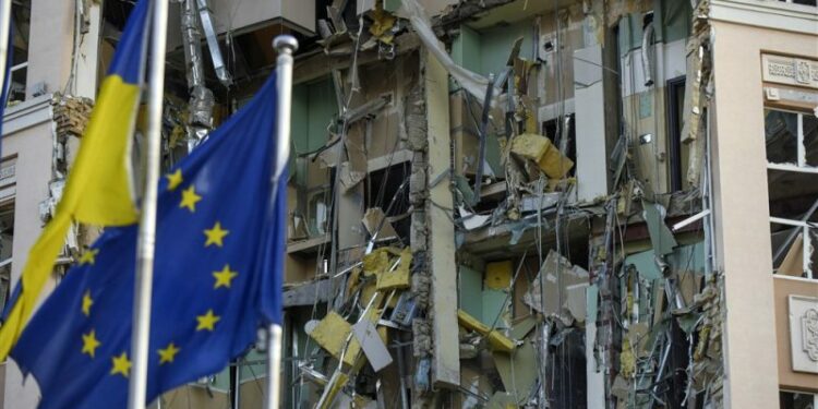 ‘Ukraine is concentrating on winning the war and reinventing itself’ – Euractiv