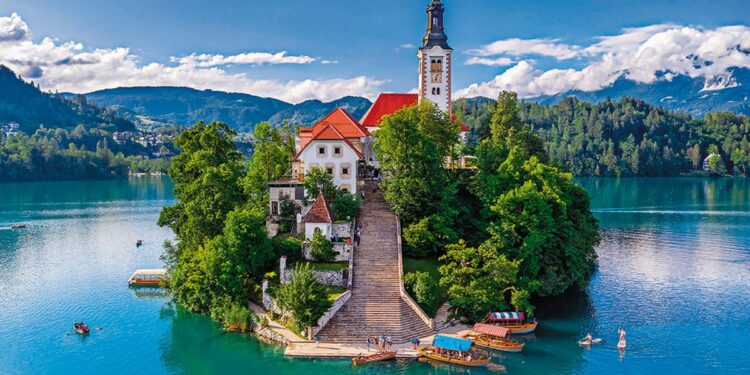 Your Guide To Exploring Slovenia On A Budget