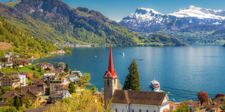 9 Memorable Things to Do At Lake Lucerne In Switzerland