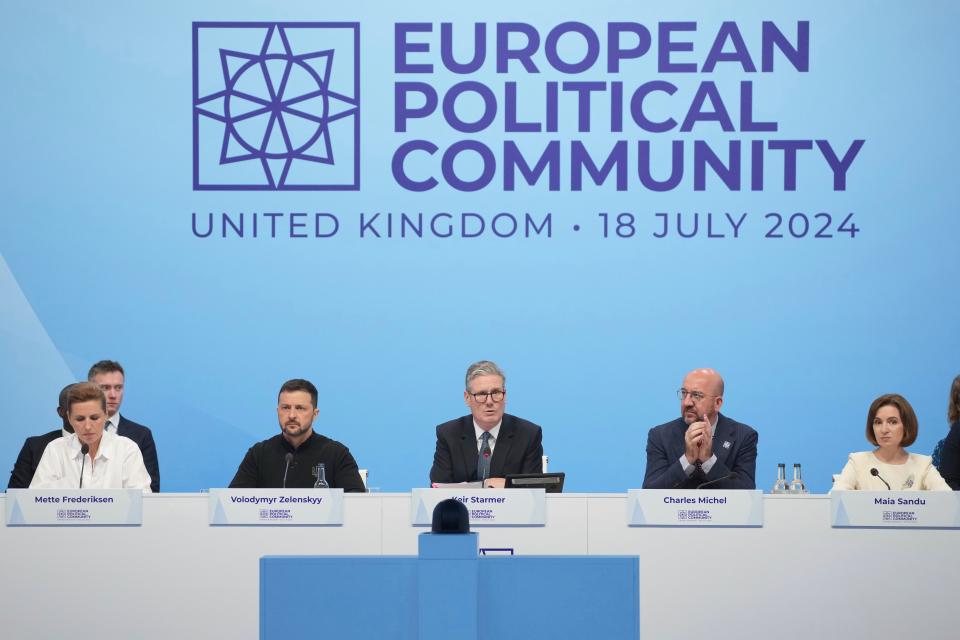 Britain's Prime Minister Keir Starmer (C) makes remarks at the opening plenary session as (L-R) the Prime Minister of Denmark Mette Frederiksen, Ukrainian President Volodymyr Zelensky, Charles Michel President of the Council of Europe and President of Moldova Maia Sandu listen at the European Political Community summit (Getty Images)