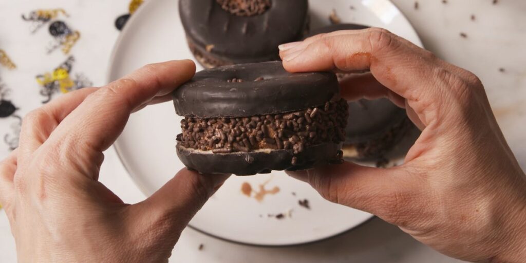 How To Make A Chocolate Donut Ice Cream Sandwich