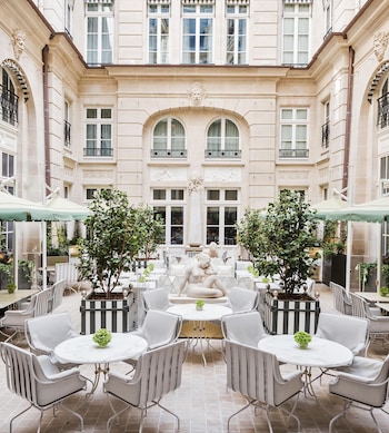 Hôtel de Crillon, Paris
