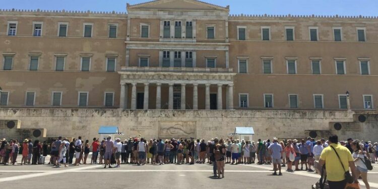 Greece Leads Europe in Tourist Spending Increase for Q2 2024