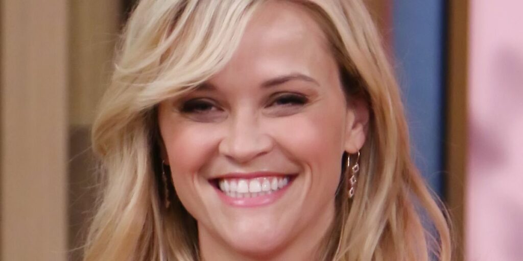 6 Times Reese Witherspoon Made Her Toddler Breakfast And It Was Adorable