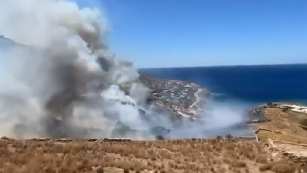 At least four dead as Italy braces for 'strongest heatwave ever' from raging Saharan 'air bubble' while Greece faces water shortages and battles wildfires in 42C temperatures