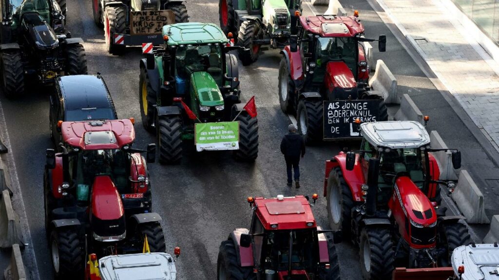 Farmers in Belgium and across the EU vow to keep protest movement going - newseu.cgtn.com