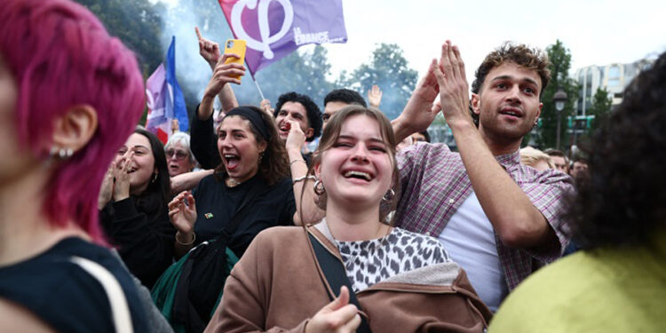 France voters deliver a win for the left