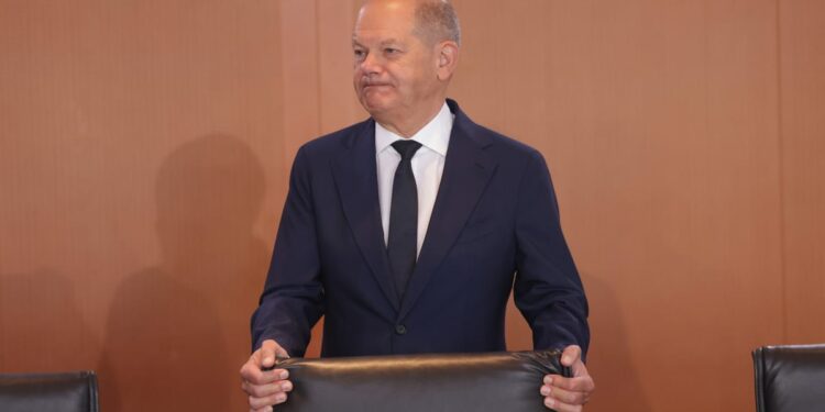 Germany’s Scholz ‘concerned’ over prospect of far-right win in France – POLITICO