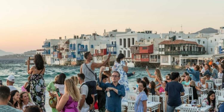 Greece set for economic ruin if tourism warnings stay unheeded – The Irish Times