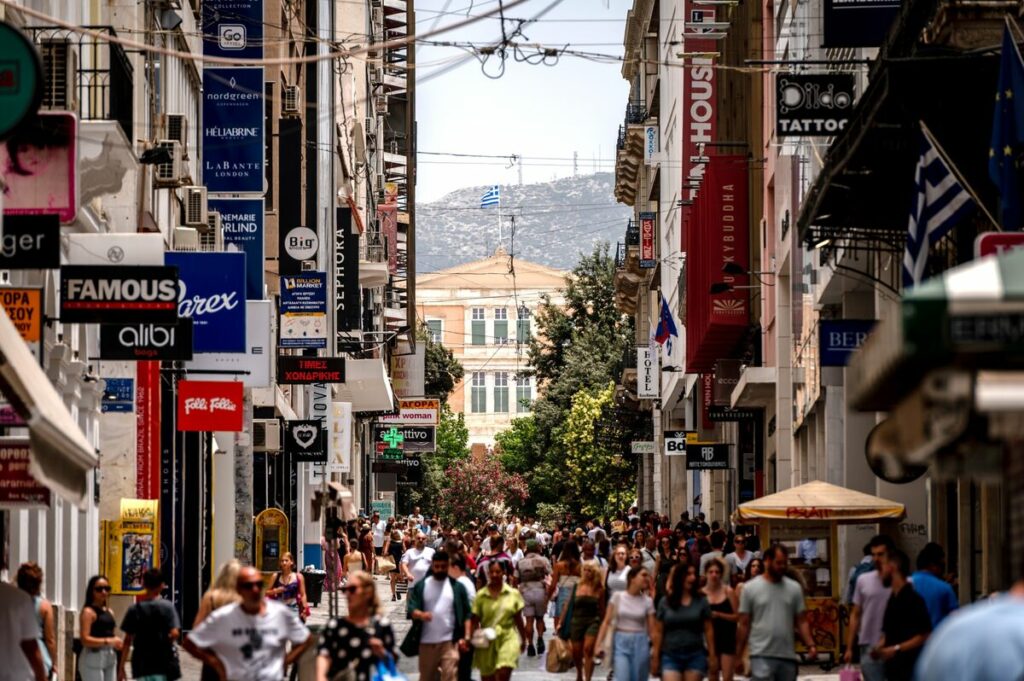 Heat Baking Europe Risks Health as Nights Bring Small Relief