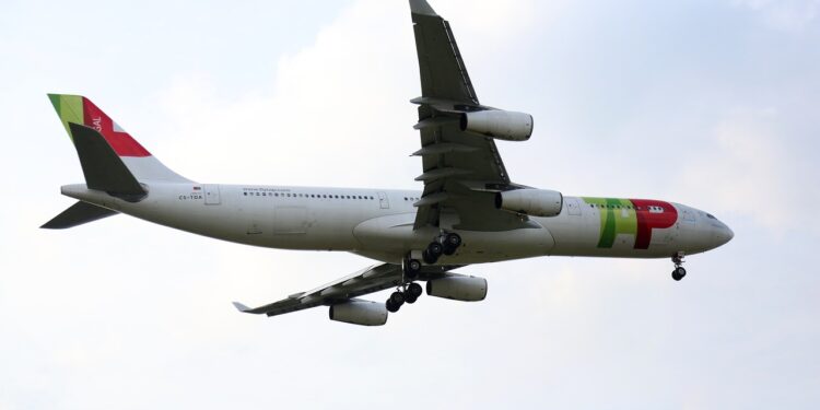 How TAP Air Portugal Enhances Travel With Oneworld For Paris Olympics with Codeshare Agreements Connecting Europe, America and Asia