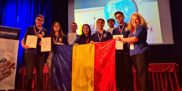 Romanian students win eight medals at European Geography Olympiad