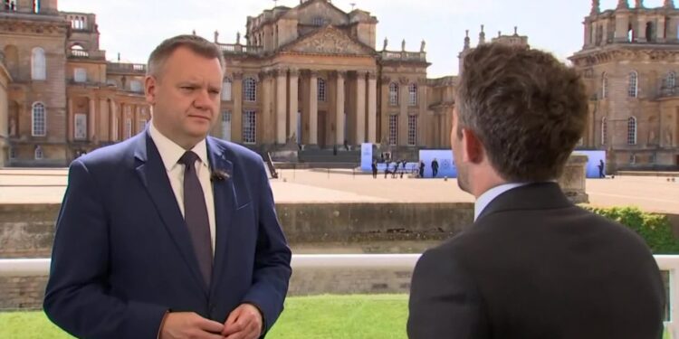 Watch UK's EU Minister: New Moment in Relationship with Europe