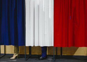 Who will determine the fate of France: Le Pen or Macron?