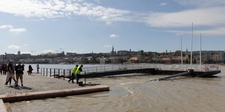 EU to allocate 120 mln euros to farmers hit by adverse weather - World