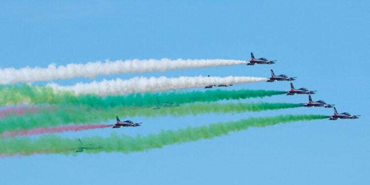 Italy plans to spend 1.6 billion euros on new aerobatic aircraft