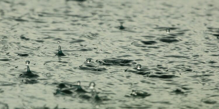 Torrential rain represents an opportunity to build a better society