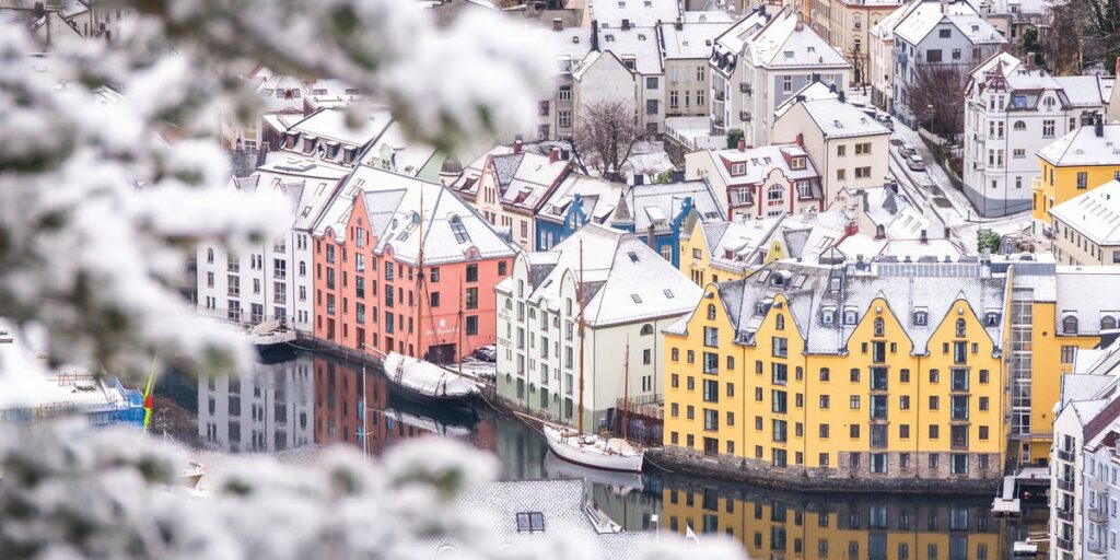 A Snob's Travel Guide to Norway in Winter