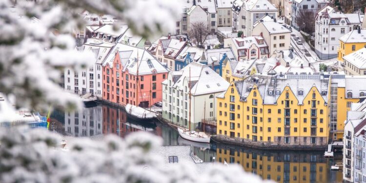 A Snob's Travel Guide to Wintry Norway