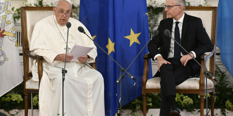 Pope Francis Criticizes Europe for Abandoning Christian Values