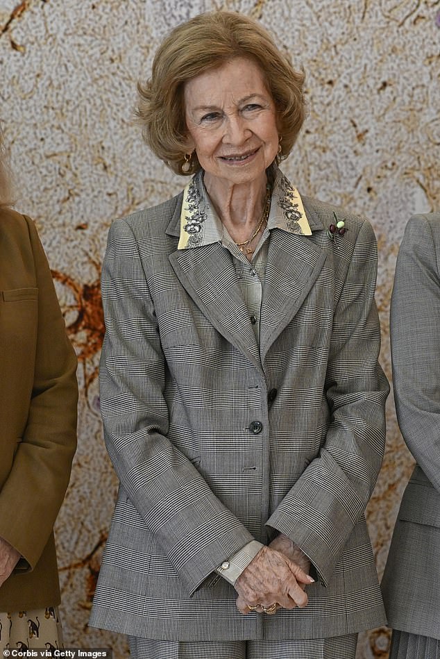 Theodora's paternal aunt is Queen Sofia, who was Queen of Spain from 1975 to 2014 as the wife of King Juan Carlos I